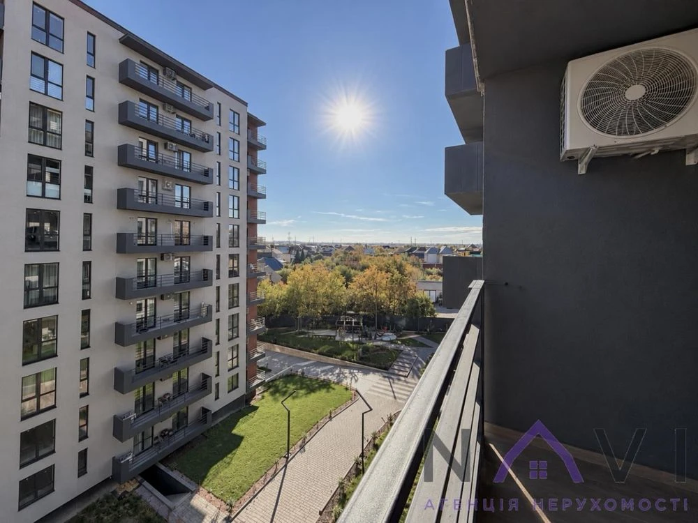 Продаж 2,5 кімнатної квартири + комора 7м2 | ЖК West Towers
