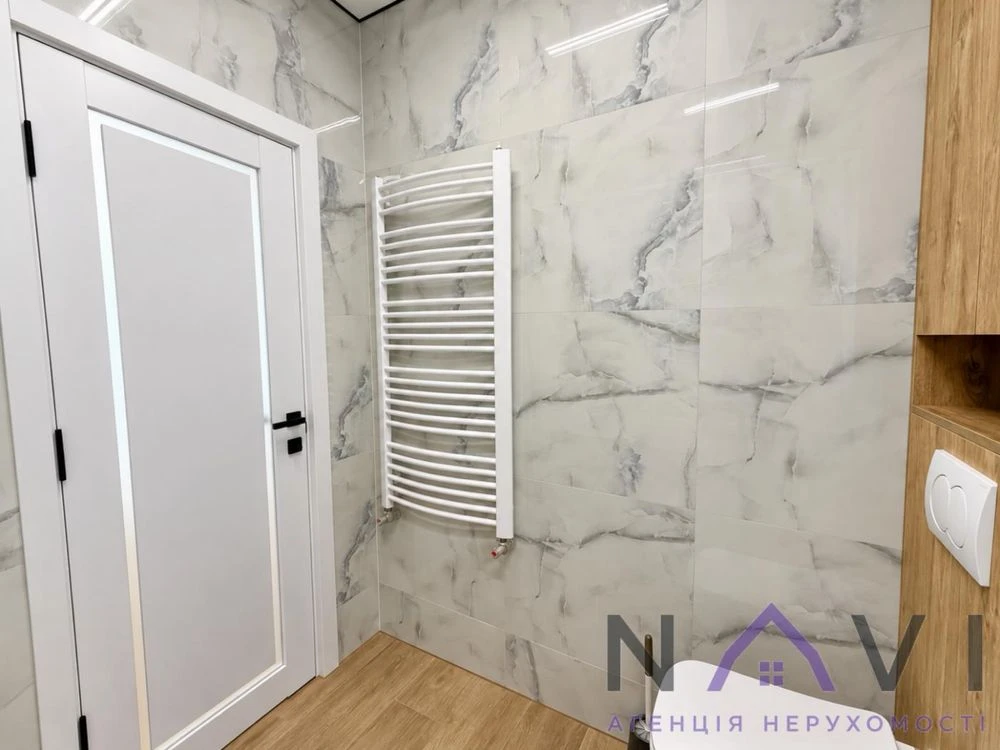 Продаж 2,5 кімнатної квартири + комора 7м2 | ЖК West Towers