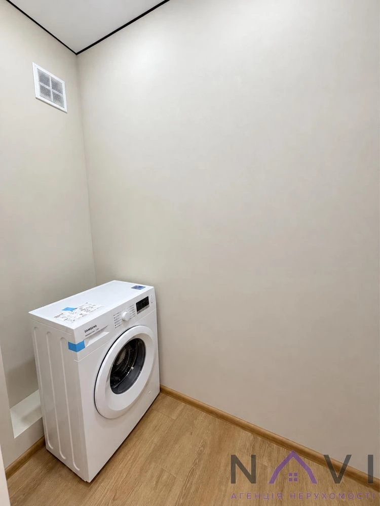 Продаж 2,5 кімнатної квартири + комора 7м2 | ЖК West Towers