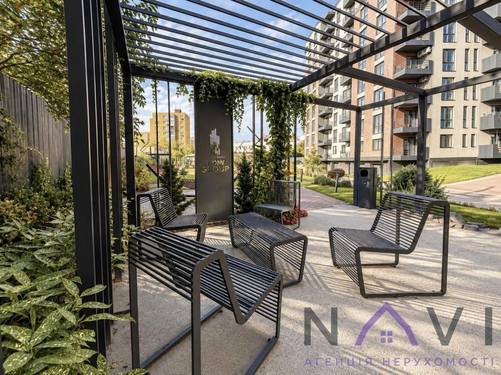 Продаж 2,5 кімнатної квартири + комора 7м2 | ЖК West Towers