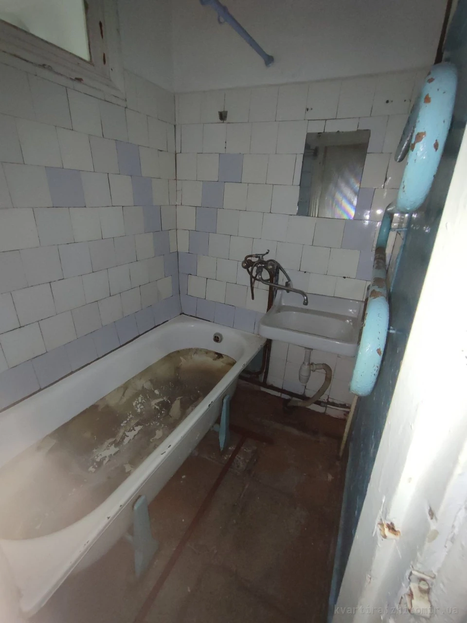 N:14248 - Продаж квартири, 2-кімн., Центр, вул. Довженка, 42