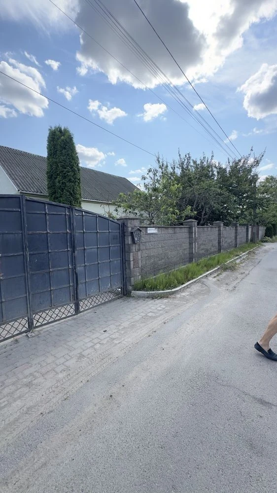 Будинок м.Рівне ,Новий Двір з ремонтом,міські комунікації, з