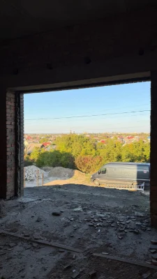 Будинок з красивим краєвидом на місто