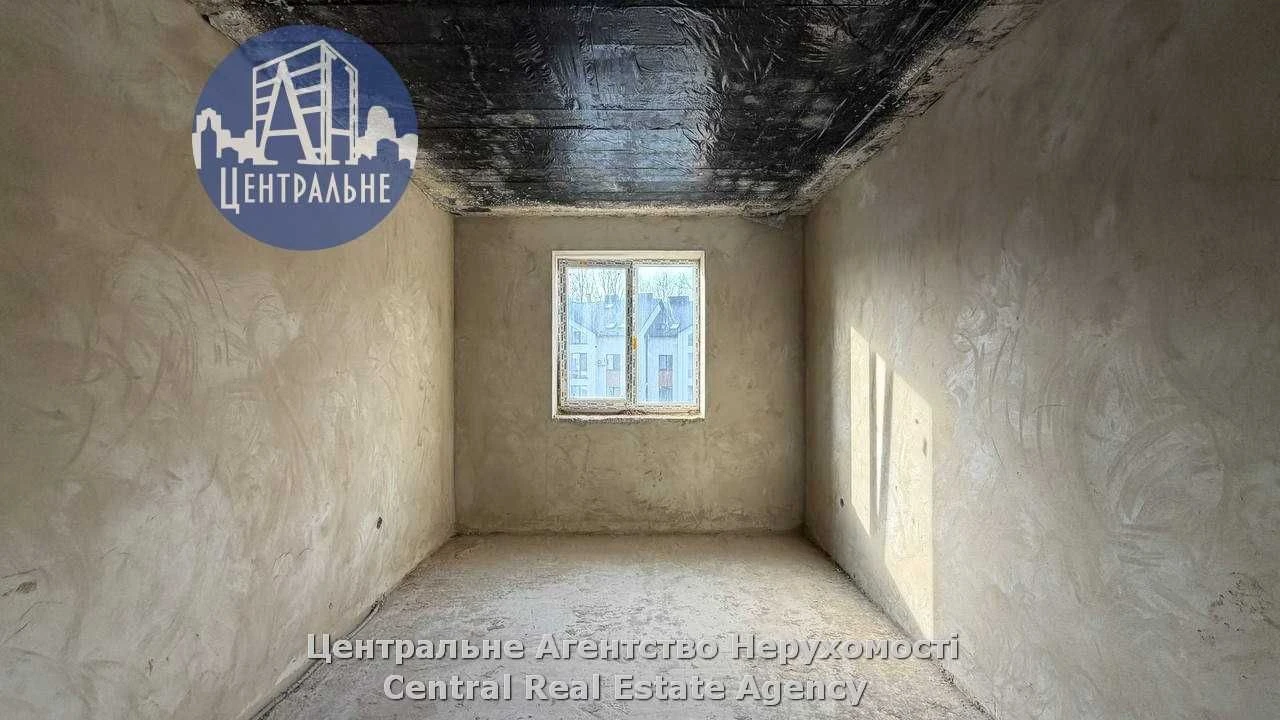 Продаж 3-кімнатної квартири в зданій новобудові район Гостин