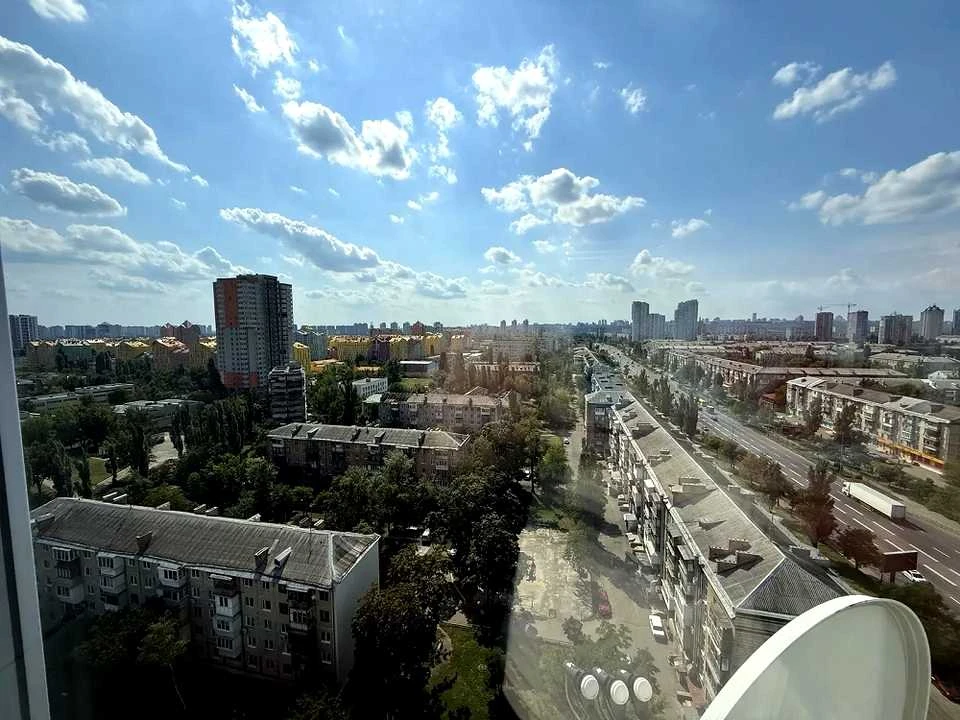 Квартира. Київ, Харківське шосе