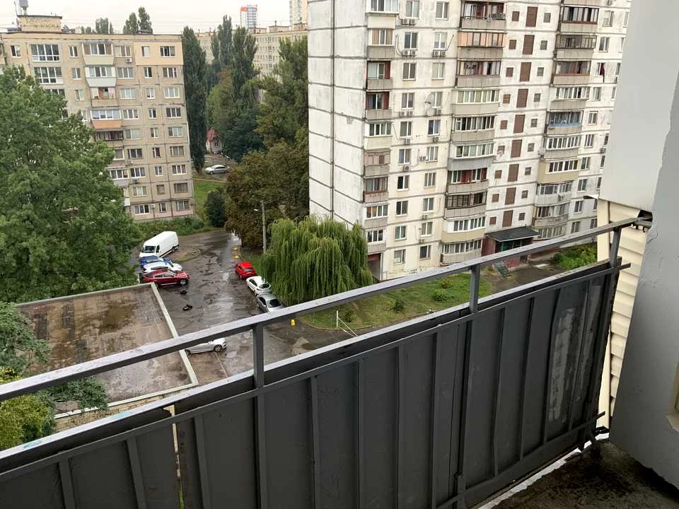 Квартира. Київ, Миколи Руденка бульв.