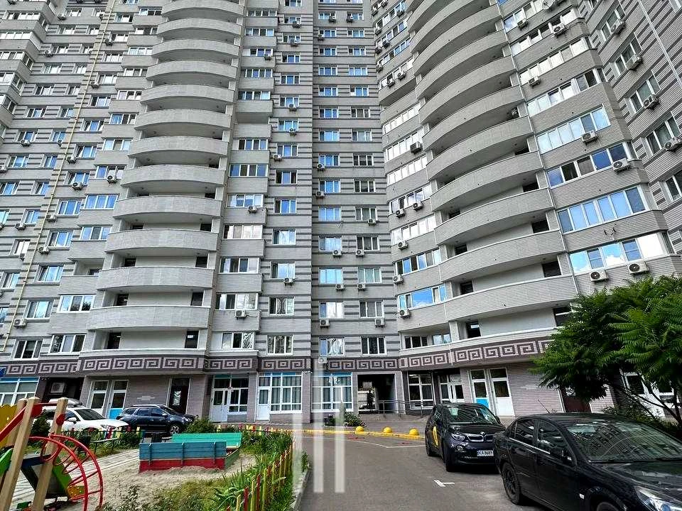 Квартира. Київ, Андрія Аболмасова вул.