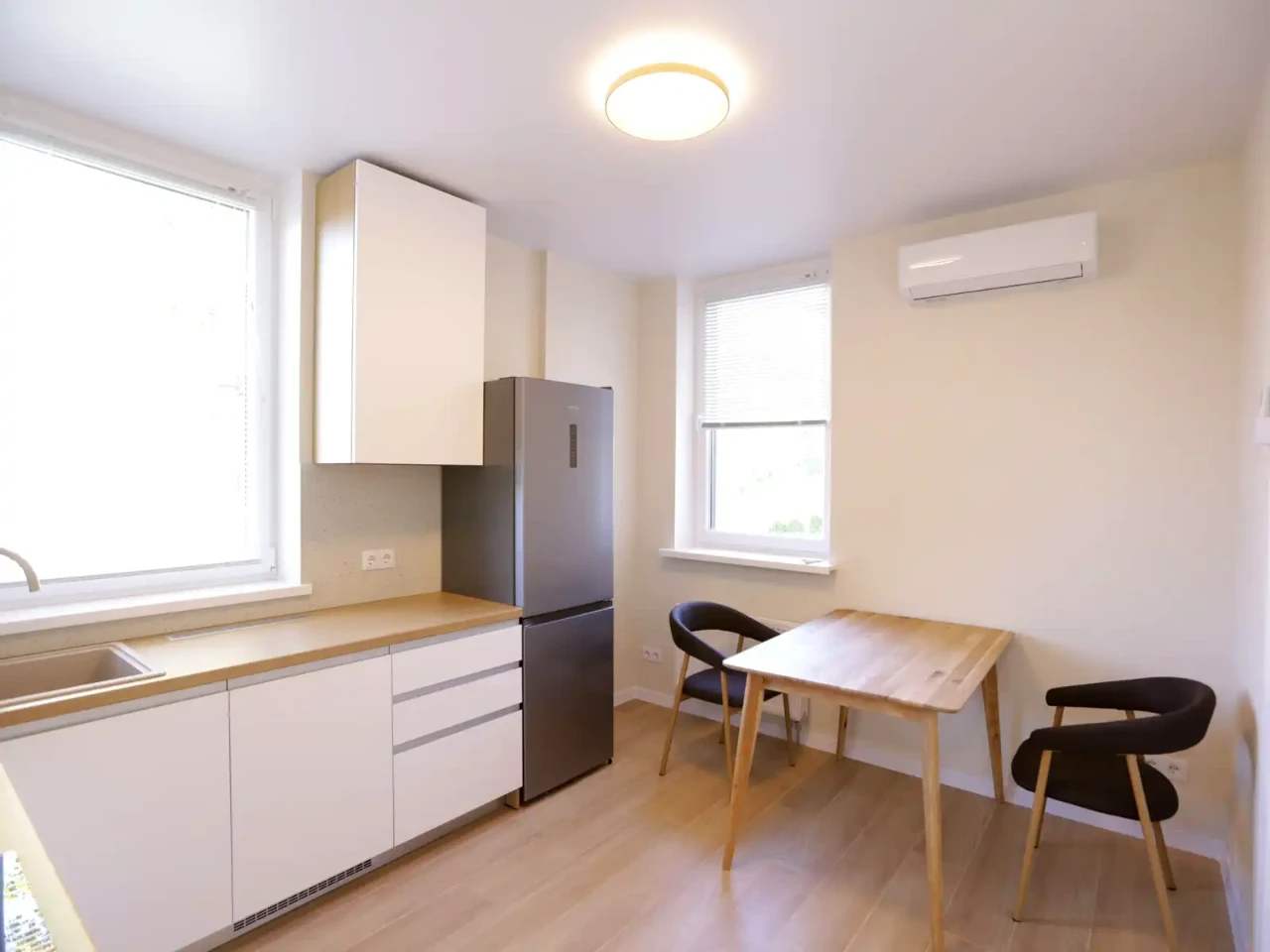 Оренда квартири 1-кімн. 35 м² 2/5 пов.