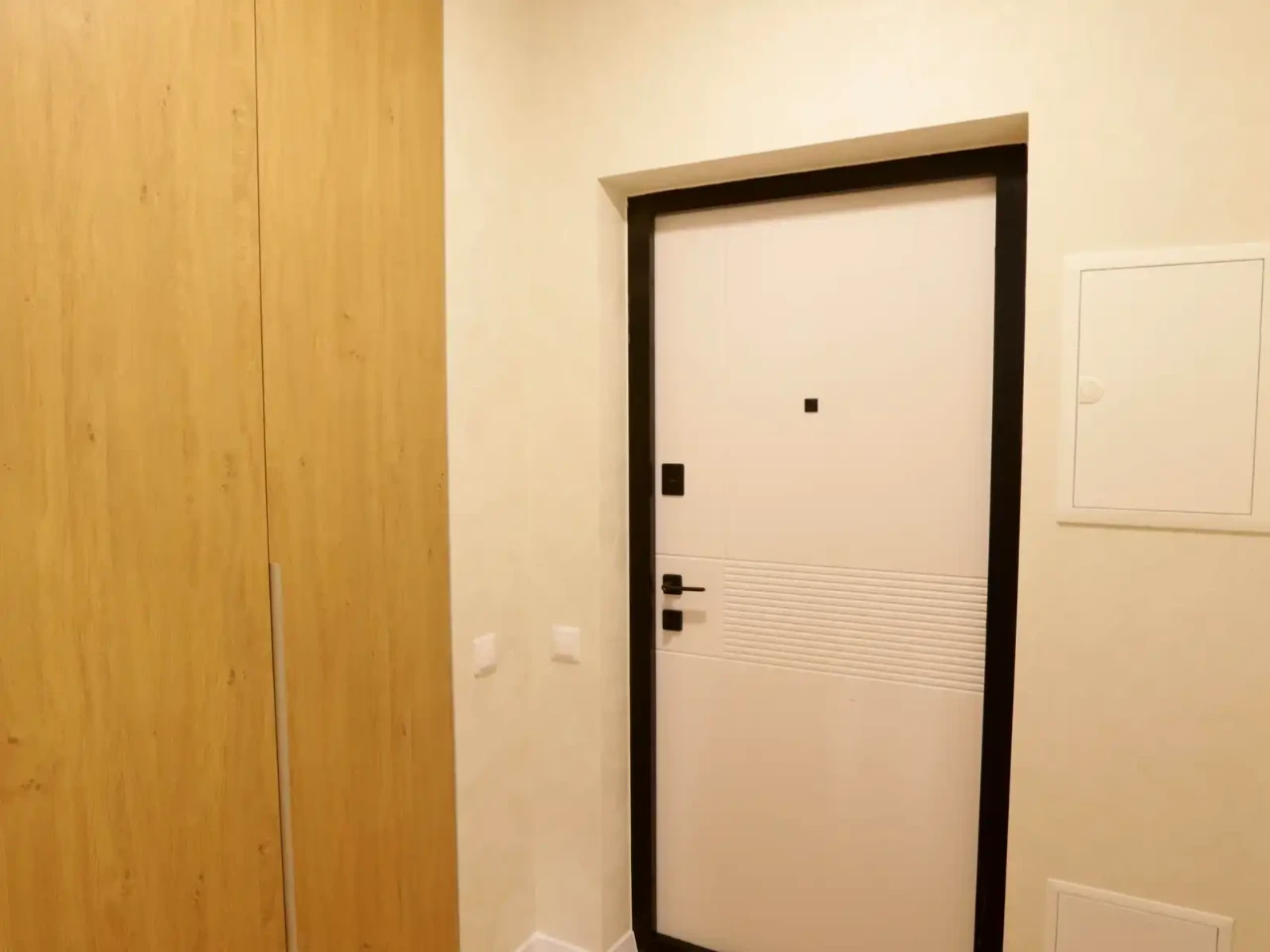 Оренда квартири 1-кімн. 35 м² 2/5 пов.