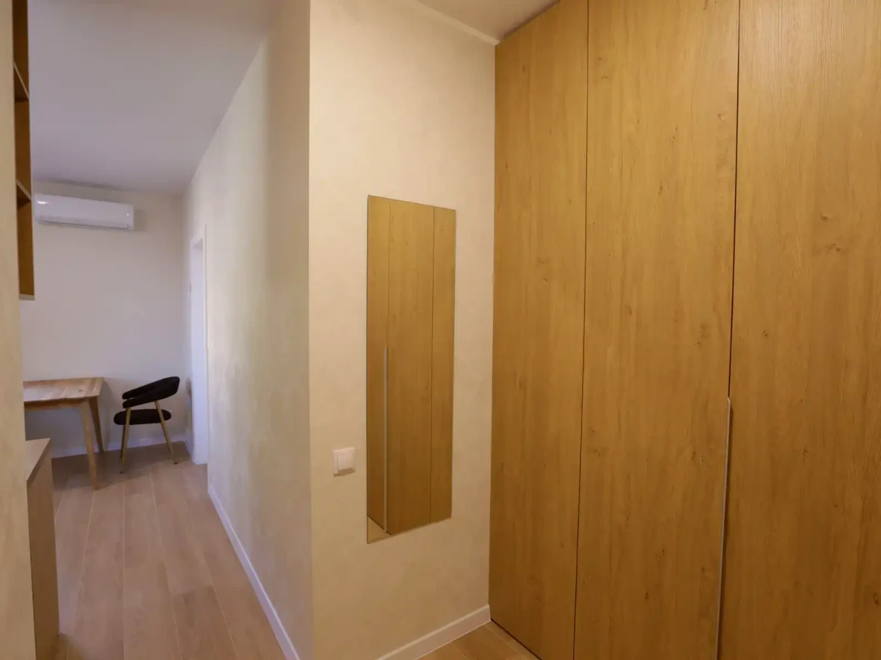 Оренда квартири 1-кімн. 35 м² 2/5 пов.