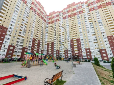 Квартира. Київ, Ясинуватський пров.