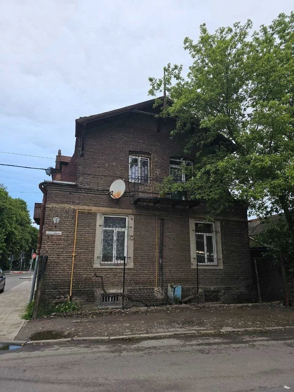 1-кімтанта квартира 38 кв. вул Квітова з меблями і технікою