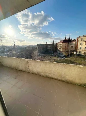 Продаж елітної 3-кімнатної квартири в центрі Львова Галицьки