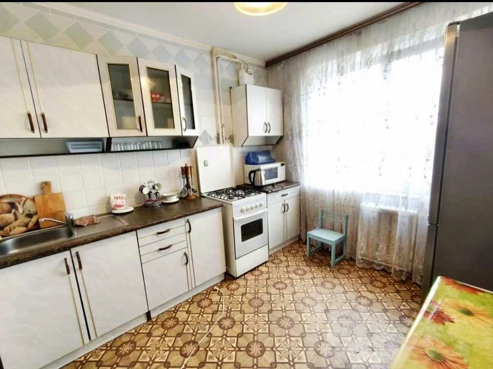 Квартира. Київ, Пріорська вул.