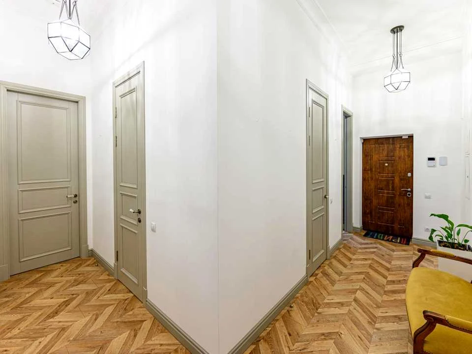 Квартира. Київ, Тарасівська вул.