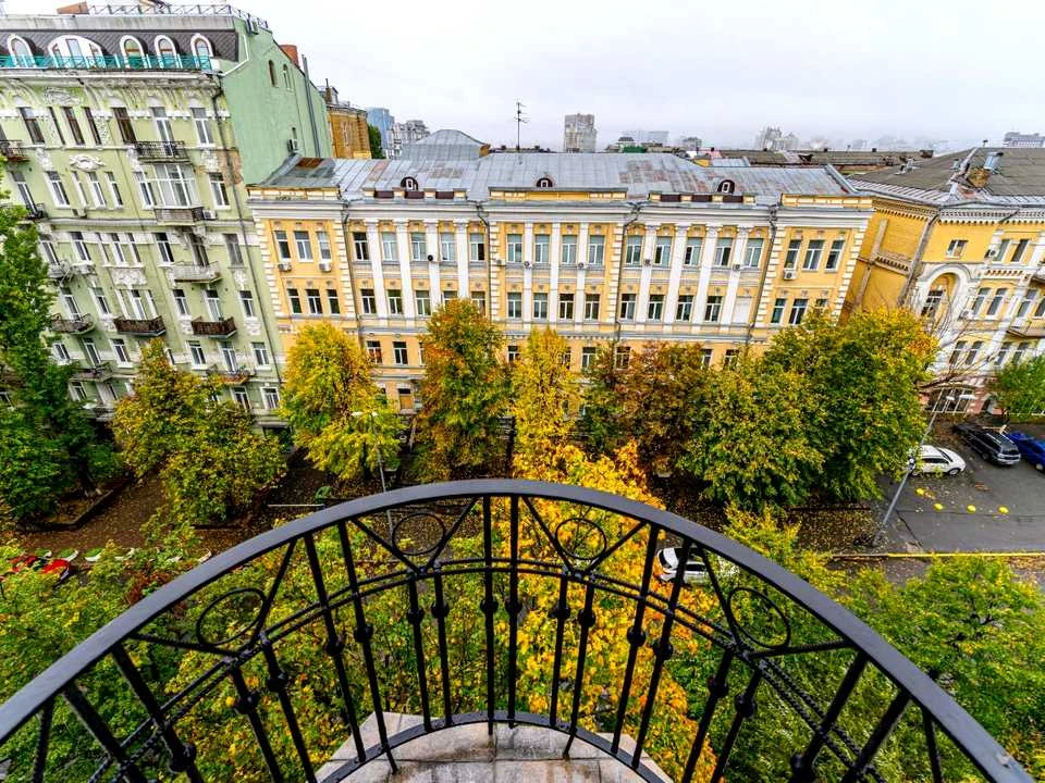 Квартира. Київ, Тарасівська вул.