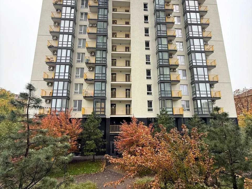 Квартира. Київ, Ісмаїла Гаспринського вул.