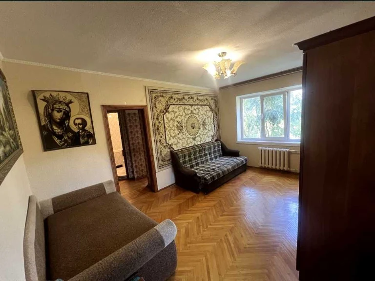Квартира. Київ, Оболонський просп.
