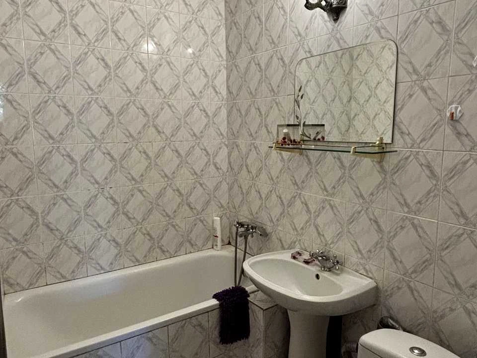 Квартира. Київ, Оболонський просп.