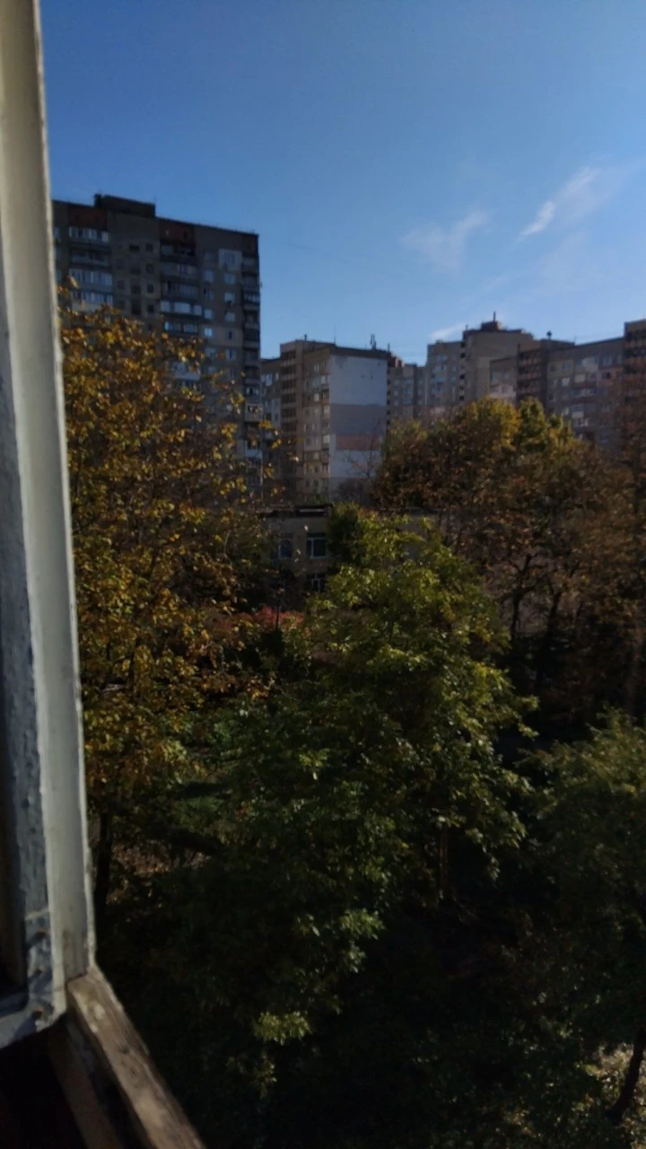 Продам 2-комнатную пр.Гонгадзе, 24 Виноградарь
