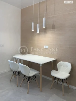 Продаж квартири вул. Чорних Запорожців (Запорожця Петра) 26а