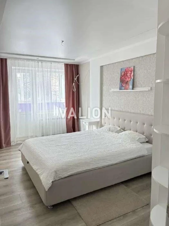Продам 3к квартиру з ремонтом, Оболонь, вул. О. Архіпенка 10