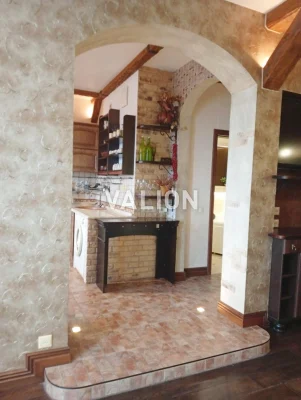 Продам 1к квартиру, Центр Києва, авторський ремонт, вул. Дми