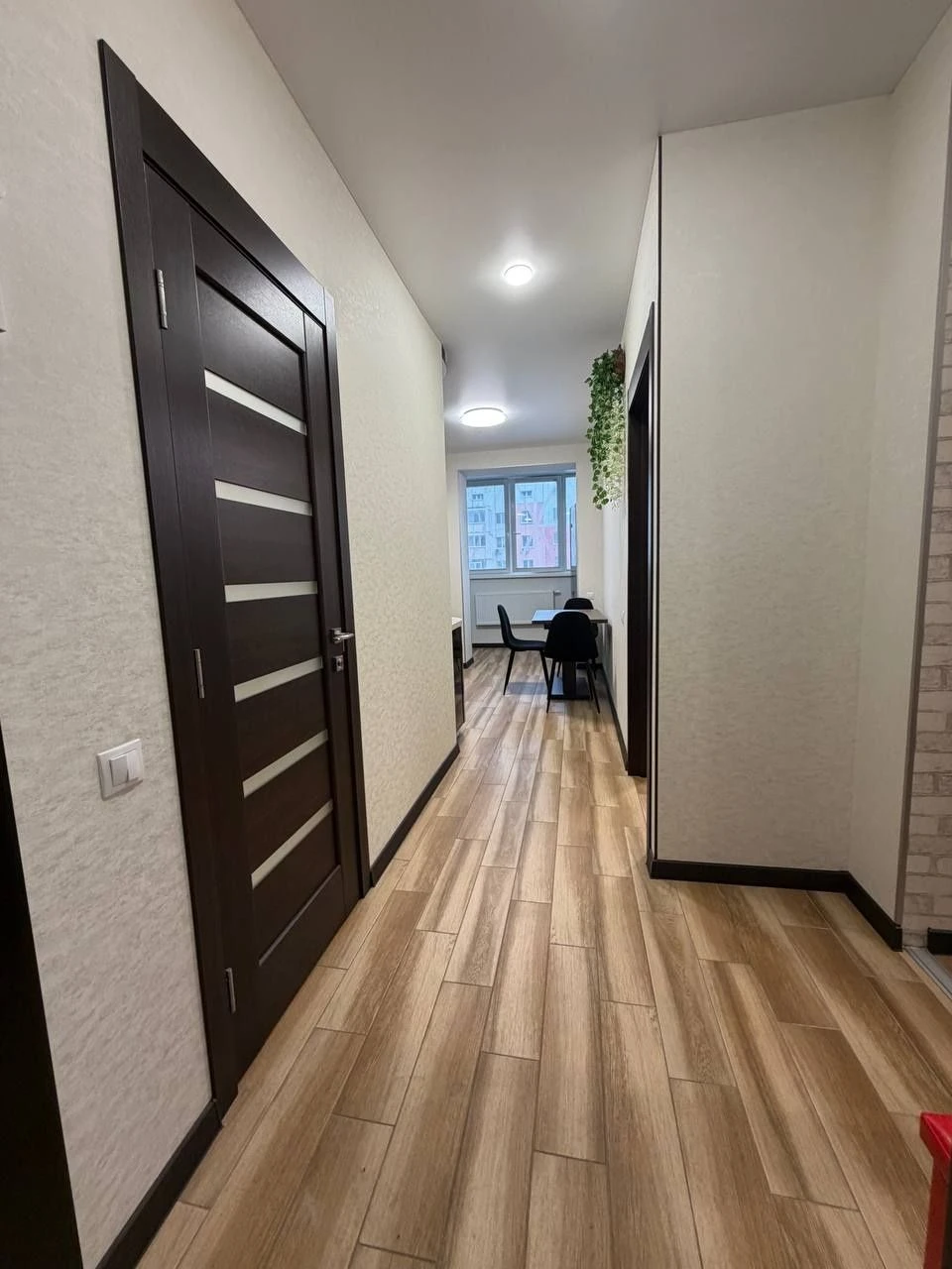 ЖК Мира 2 Продам квартиру  40 м2 метро Тракторный завод