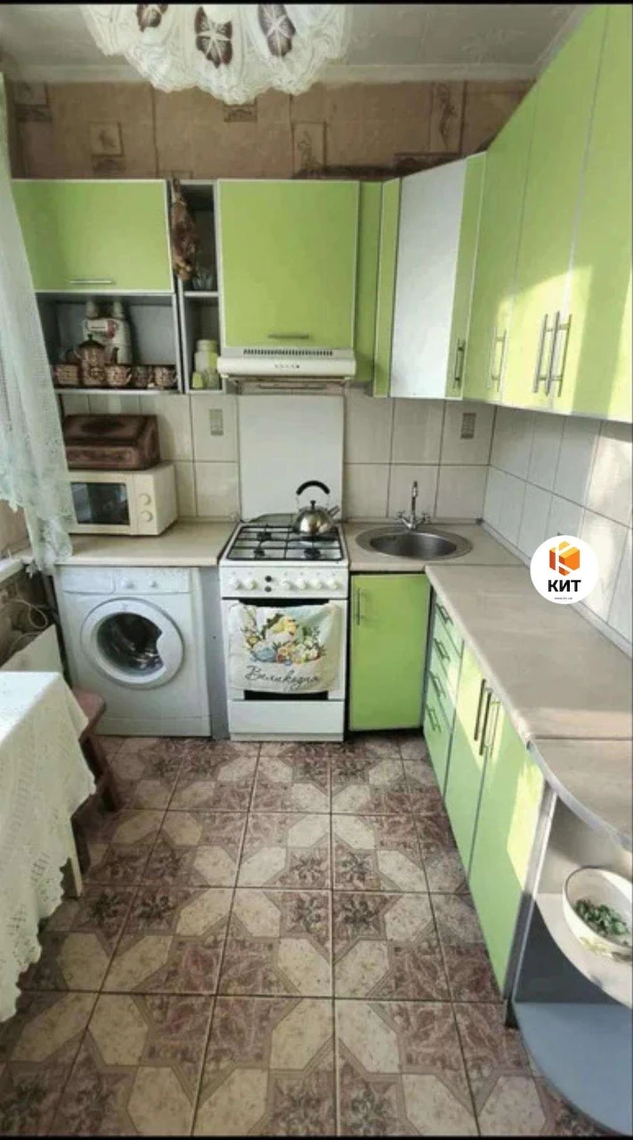 4к. 70м2 Холодная гора, Славы пр. 9, RE-136878 -  Продаж ква