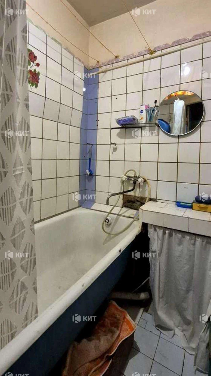 3к. 50м2 ХТЗ, м. Индустриальная, Александровский пер. 116, R