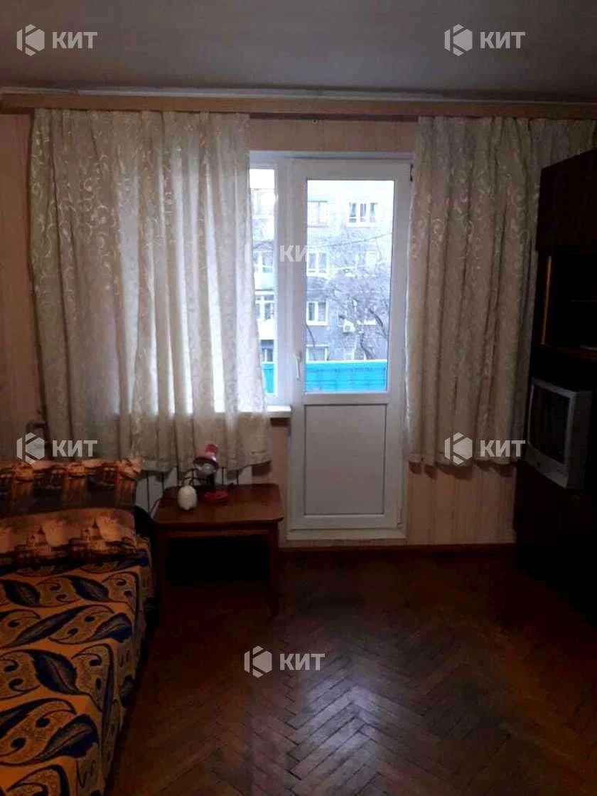 2к. 46м2 Павлово Поле, м. 23 Августа, Деревянко ул. 20, 1374