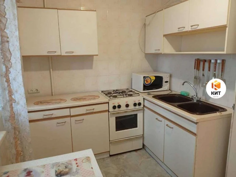 1к. 39м2 Салтівка (Салтовка, 605 м/р, Гвардейцев Широнинцев