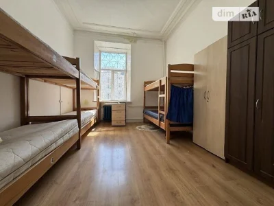 For sale 4-room apartment 108 sq. m. on Khreshchatyk St. 8 • ID 3468942