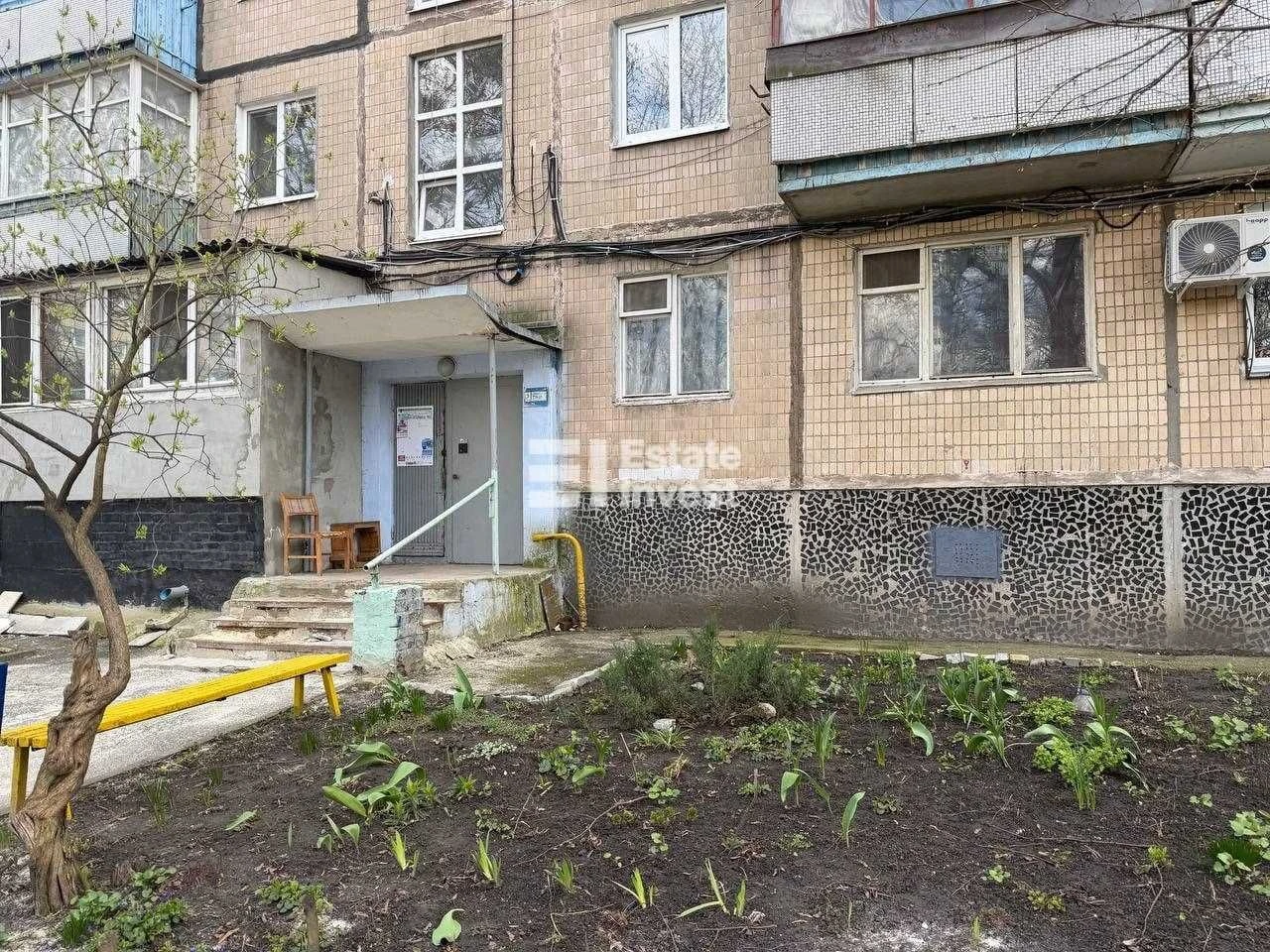 Продам 2 кімн. квартиру по вул. Зубенка, 52А. єВідновлення
