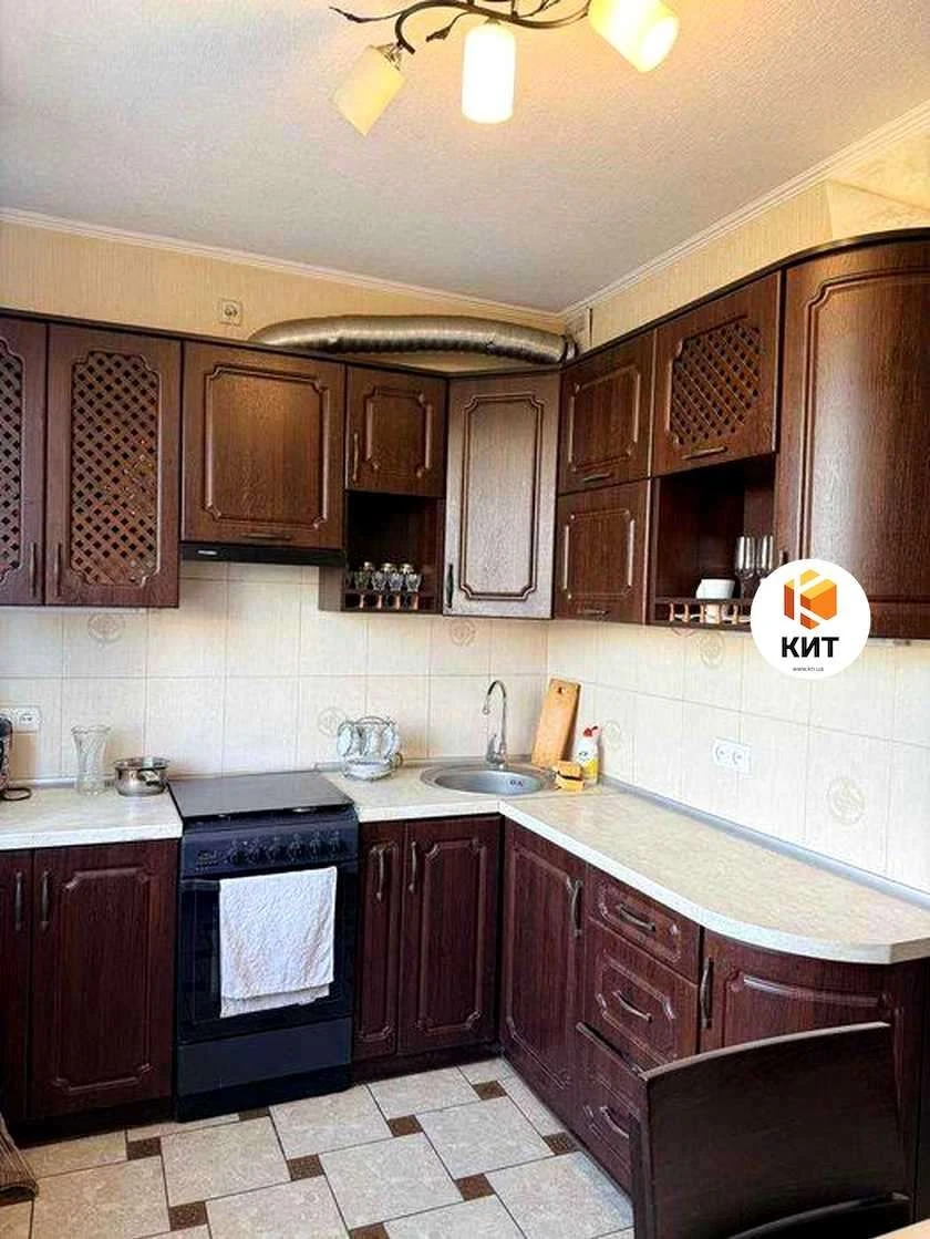 2к. 55м2 Салтовка, 625 мрн., Амосова (Корчагинцев) ул. 19, R