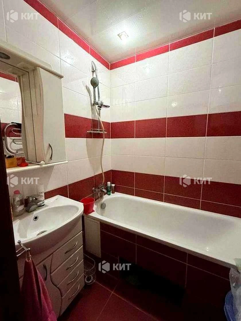 2к. 55м2 Салтовка, 625 мрн., Амосова (Корчагинцев) ул. 19, R