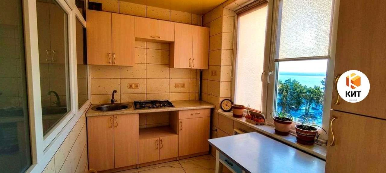 2к. 45м2 Одесская, Монюшко ул. 16, RE-133758 -  Продаж кварт