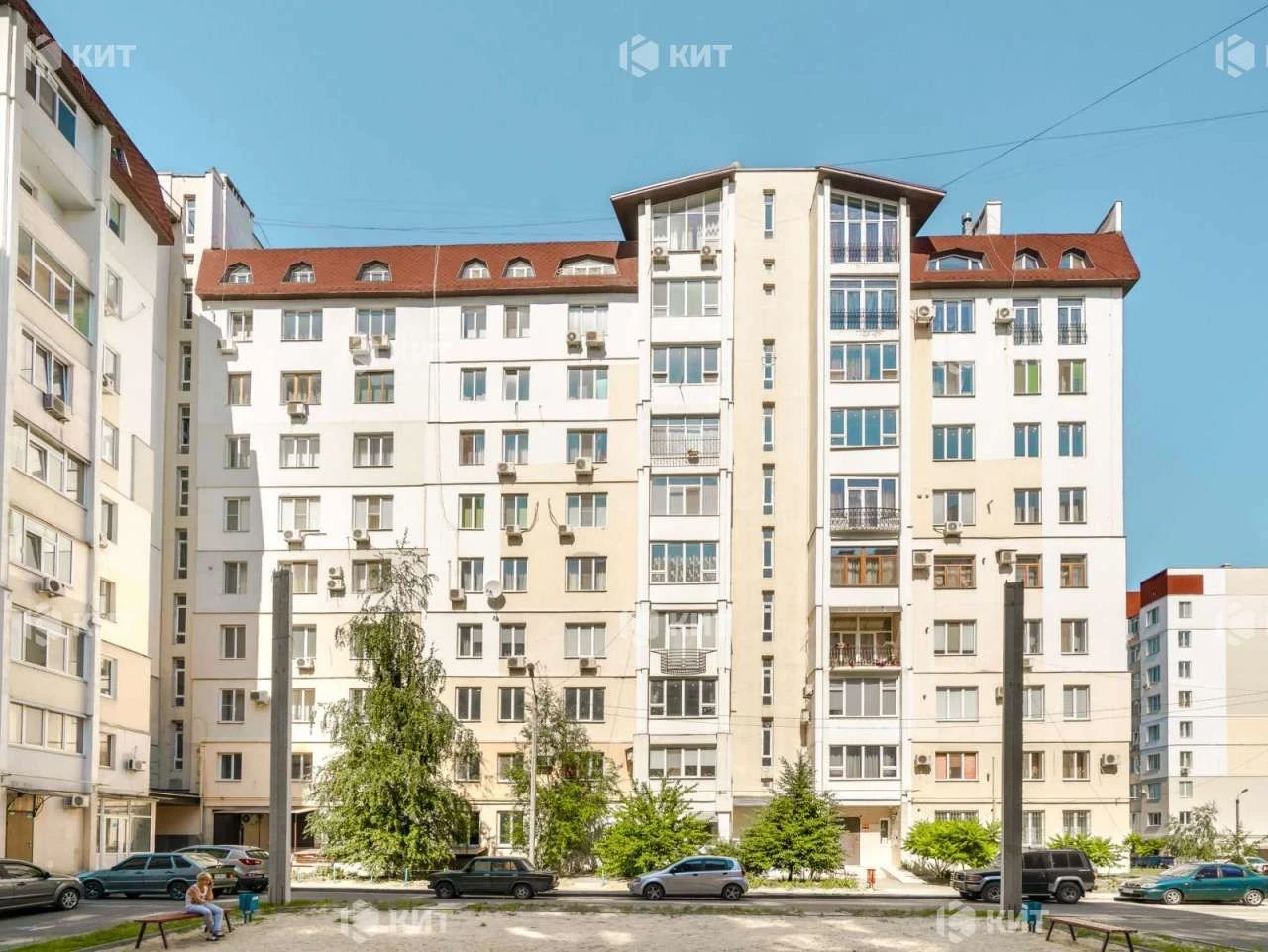 1к.38м2 Повстання (Восстания, Защитников Украины, Конный рын