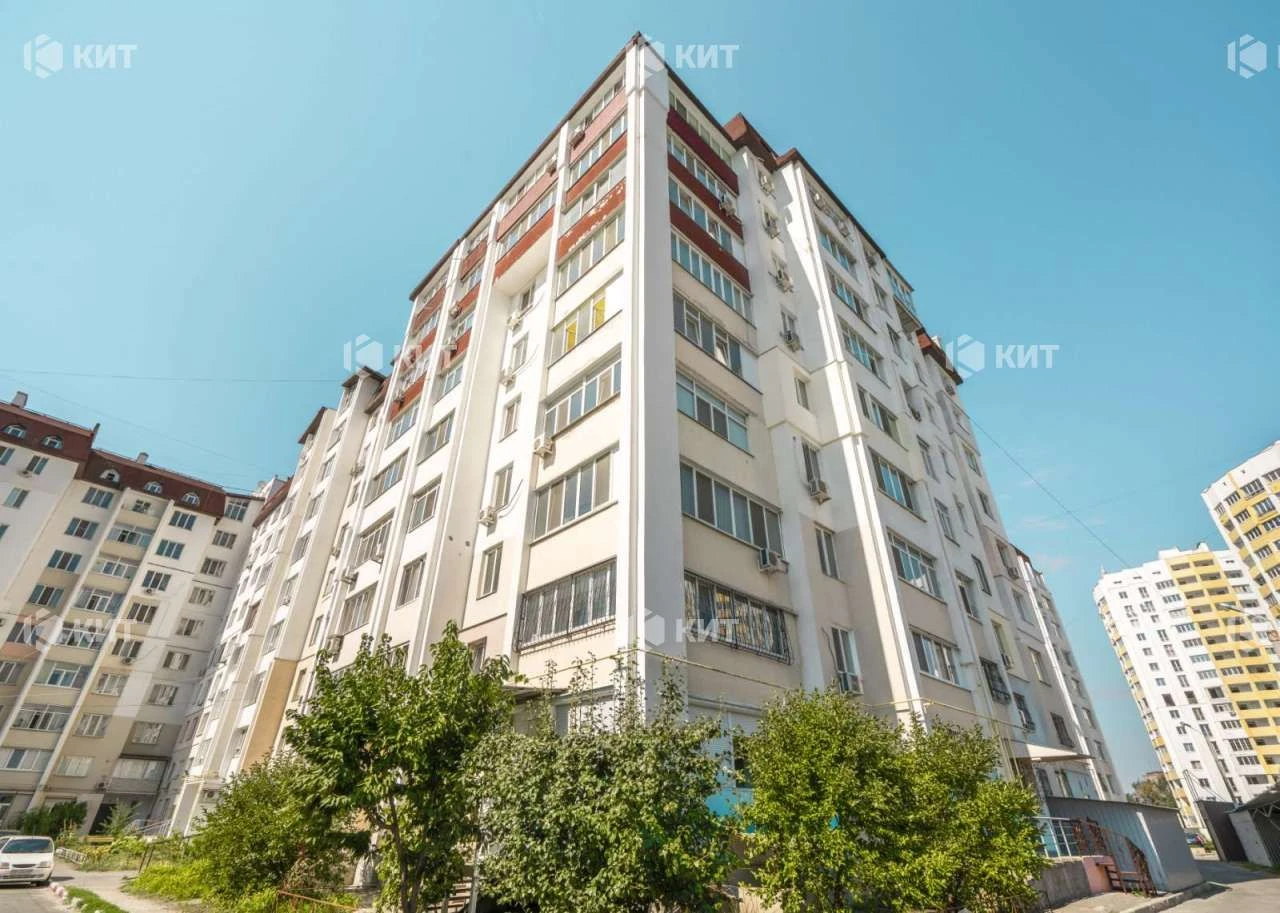 1к.38м2 Повстання (Восстания, Защитников Украины, Конный рын