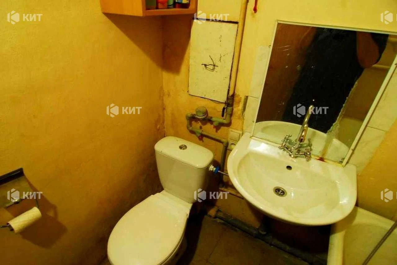 1к. 30м2 Павлово Поле, м. 23 Августа, Науки (Ленина) пр. 55,