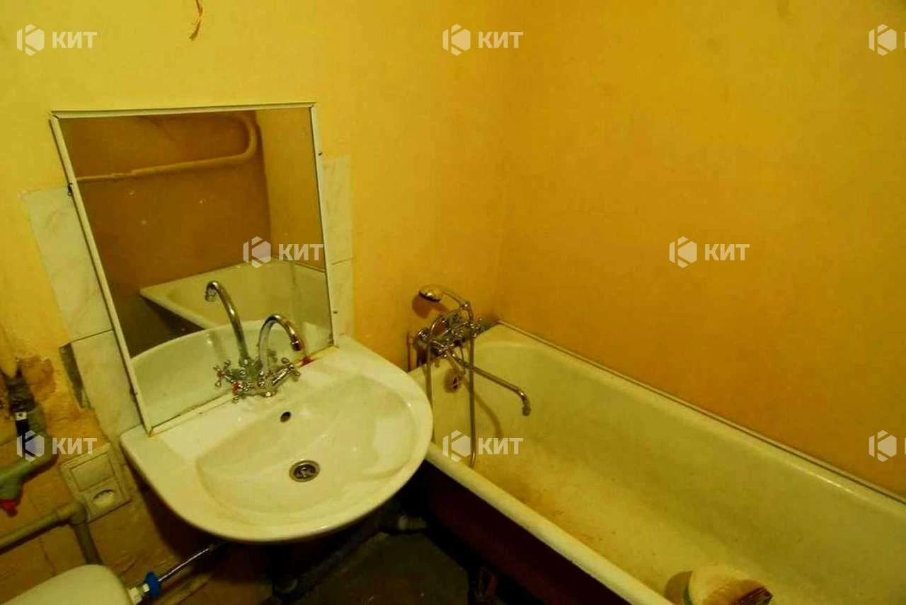 1к. 30м2 Павлово Поле, м. 23 Августа, Науки (Ленина) пр. 55,