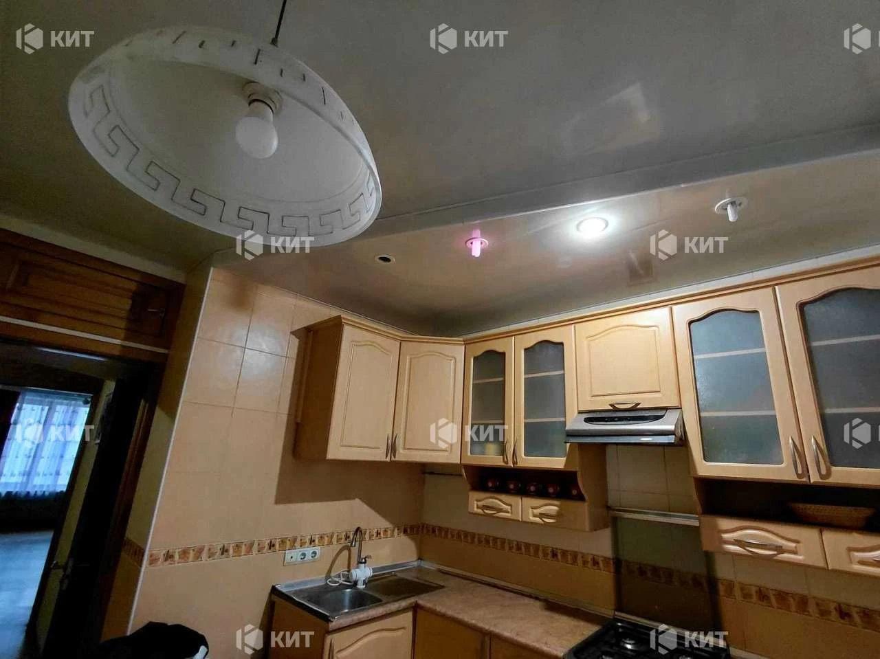 3к. 64м2 Центр, м. Архитектора Бекетова, Чернышевская ул. 1