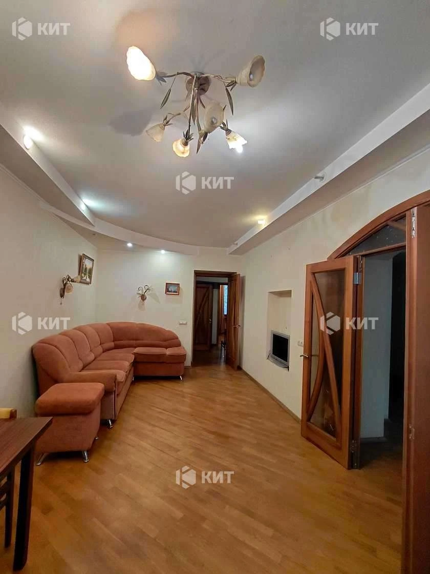 3к. 64м2 Центр, м. Архитектора Бекетова, Чернышевская ул. 1