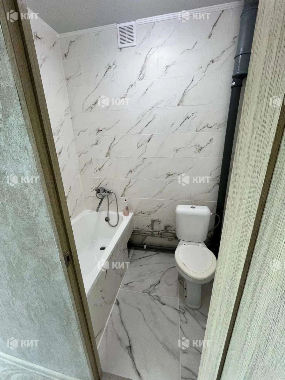 1к. 18м2 Салтовка, 606А мрн., Гарибальди ул. 2, RE-138271 -