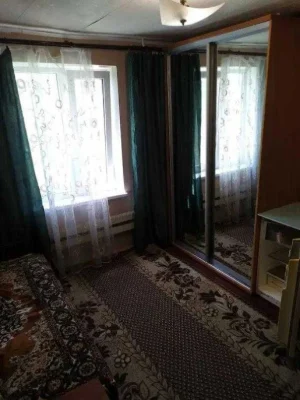 Продам кімнату  12 кв. метрів  р-н завод Малишева
