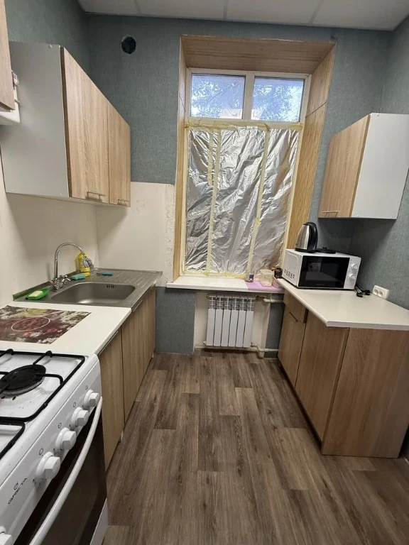 Продам 3 комнатную квартиру не стандартной планировки  под р