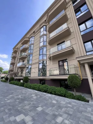Продам квартиру з частковим ремонтом. Ірпінь. Газ. Поруч Цен