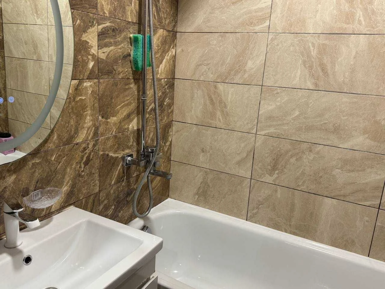 продам квартиру в центрі міста