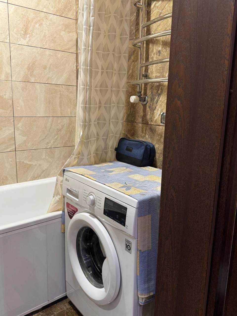 продам квартиру в центрі міста