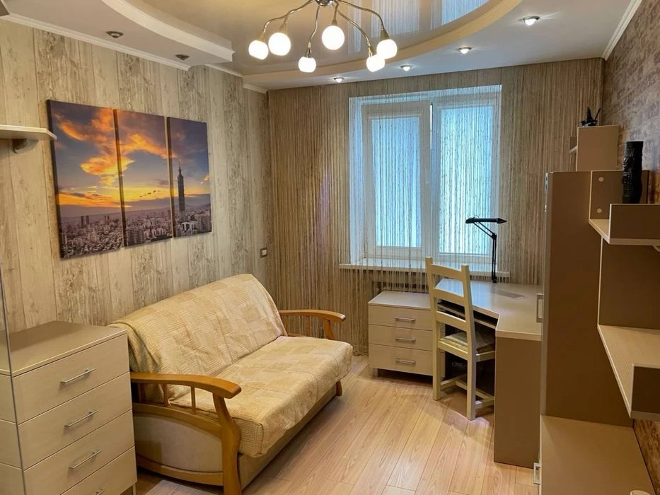 Продам 3-х комнатную квартиру на Вузовском, Таирова.